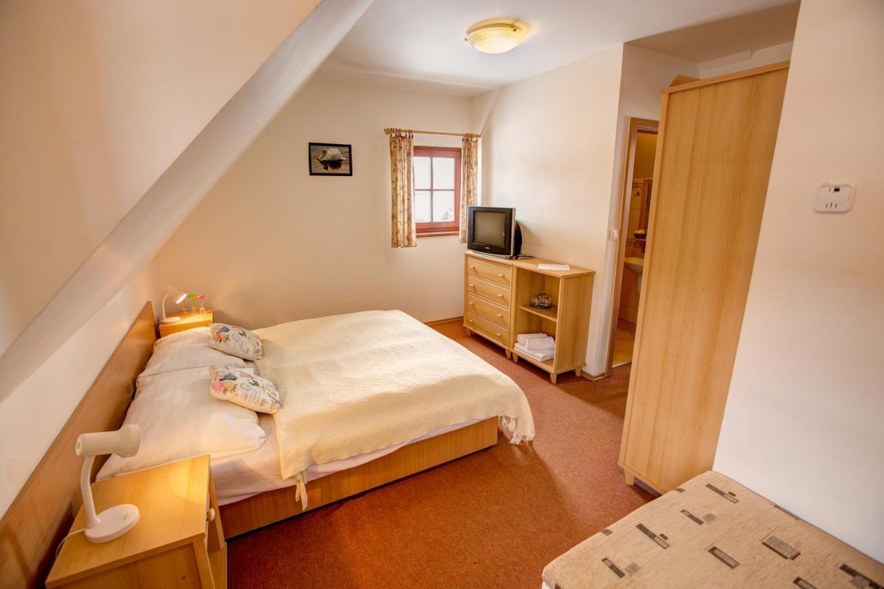 Hotel Koliba Greta Liptovská Sielnica Esterno foto