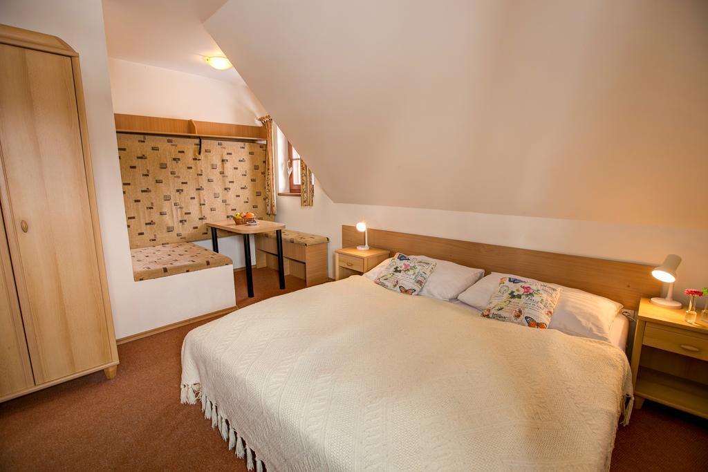 Hotel Koliba Greta Liptovská Sielnica Esterno foto